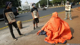 Jadi Tersangka Kasus Salim Kancil, Kades Awar-awar Ditangkap