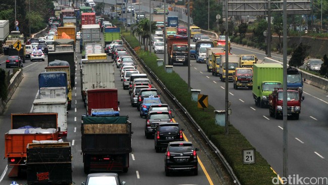 PT Jasa Marga tidak akan melakukan pemutusan hubungan kerja (PHK) terhadap pegawinya jika tidak didasari ketentuan yang berlaku.