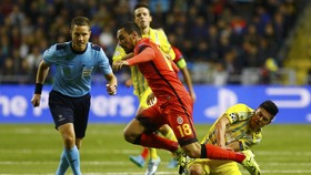 Pekannya Gol Bunuh Diri di Liga Champions