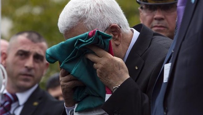 Bendera Palestina berkibar untuk pertama kalinya di PBB pada Rabu (30/9), menuai beragam reaksi dari warga Palestina, dan juga, Israel.