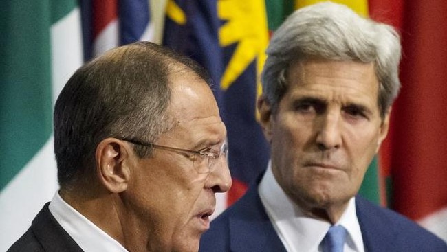 Amerika Serikat dan Rusia akan melangsungkan diskusi dadakan menghindari konflik karena kedua negara meluncurkan serangan udara melawan ISIS di Suriah.