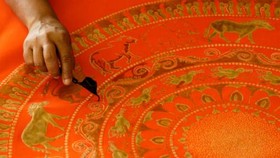 Gentongan, Unsur Magis pada Batik
