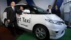 Jepang Bersiap Uji Mobil Taxi Otonom