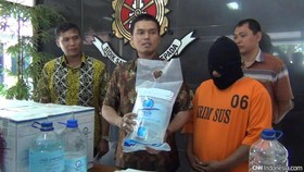 Polda Jateng Tangkap Pembuat Air Zam-zam Palsu