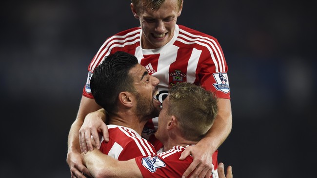 Chelsea masih tak bisa beranjak dari papan bawah klasemen Liga Inggris. Mereka kembali tumbang, kali ini di tangan Southampton dengan skor 1-3.