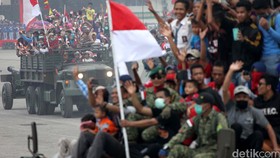 Pengamat: Tarikan Politisi Sipil Ganggu Reformasi TNI
