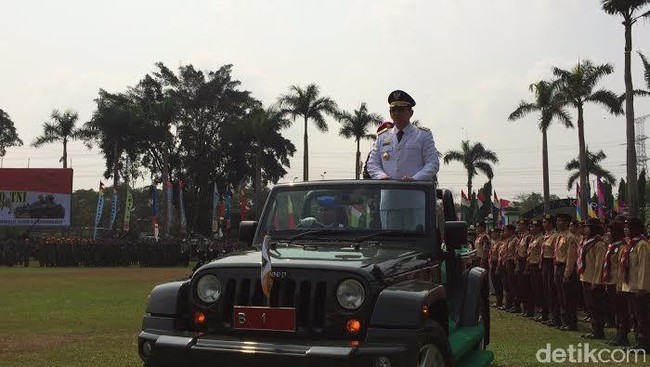 Ahok beramanat dalam upacara, TNI harus bisa menjaga kesatuan bangsa tanpa harus berpihak kepada salah satu ras, agama dan golongan.
