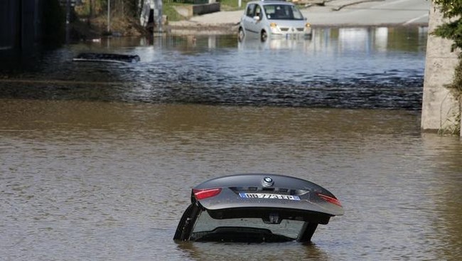 Sebanyak 19 orang tewas dalam banjir bandang selama akhir pekan lalu di French Riviera, atau yang dikenal juga dengan Cote d'Azur, selatan Perancis.