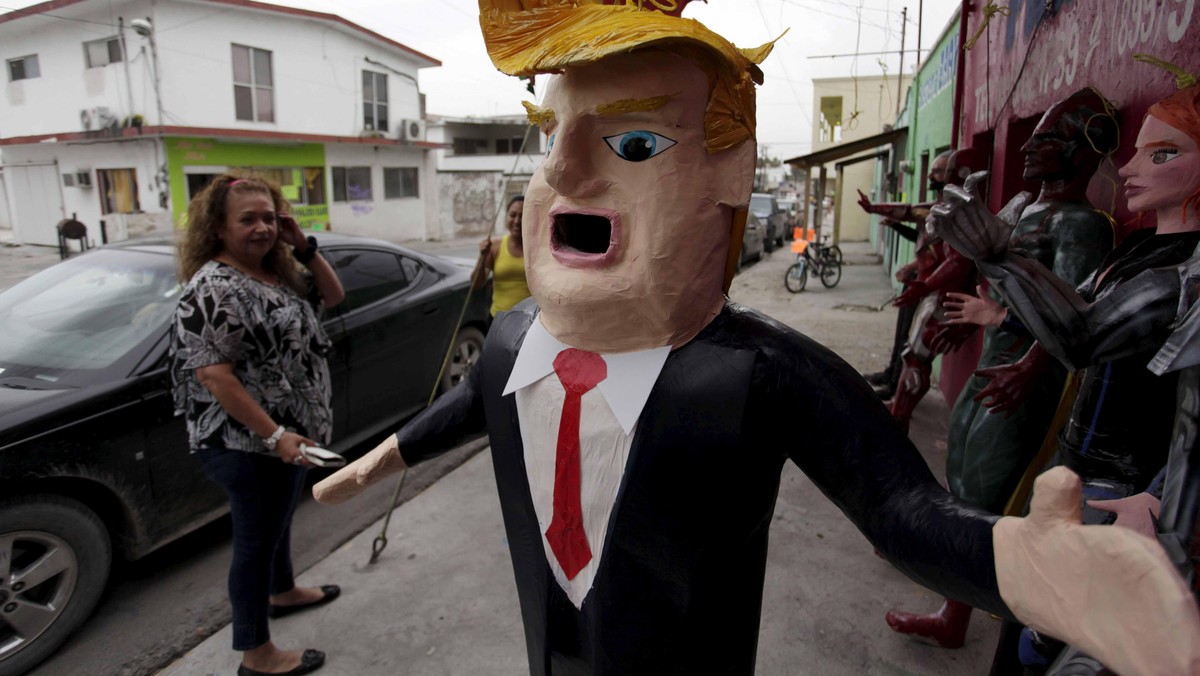 Seniman Meksiko Parodikan Donald Trump