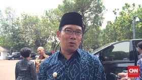 Ridwan Kamil Urung Bersaing dengan Ahok di Pilkada Jakarta