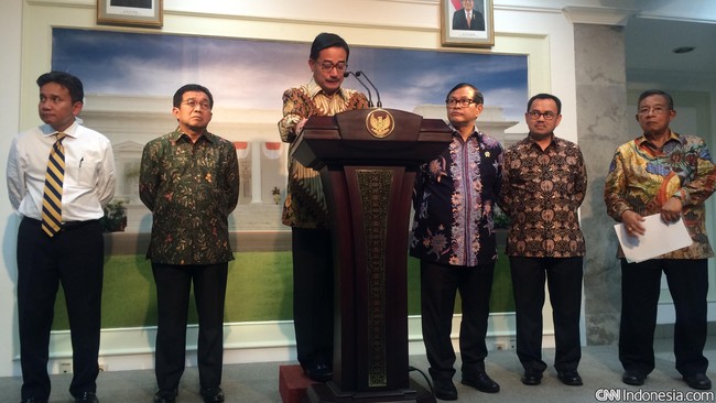 Pemerintah menjanjikan penyederhanaan proses permohonan, persyaratan dan perpanjangan hak atas tanah kepada investor dalam paket kebijakan ekonomi jilid III.