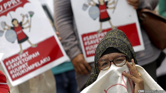 Mereka disekap, disiram air panas. Penganiayaan paling parah menimpa Ani. Dia tiga kali mencoba bunuh diri karena frustasi. Sang majikan kini malah kabur.