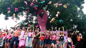 No Bra Day, Aksi untuk Tingkatkan Kewaspadaan Kanker Payudara