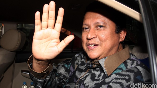 Kecurangan-kecurangan ini dilakukan calon kepala daerah untuk menutupi calon tunggal yang sebelumnya tidak diperbolehkan.  
