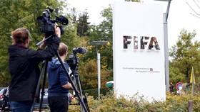Presiden CAF Kandidat Presiden Sementara FIFA