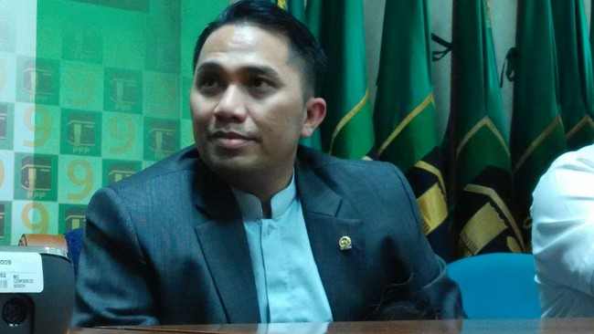 Berdasarkan hasil pemeriksaan, polisi menduga tindak kekerasan yang dilakukan Ivan Haz terhadap T dilakukan pada kurun Juni hingga Setember 2015.