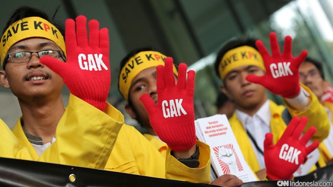 Sejumlah netizen meramaikan kata kunci Komisaris usai petinggi BUMN mengkritik Ketua BEM UI ke Istana