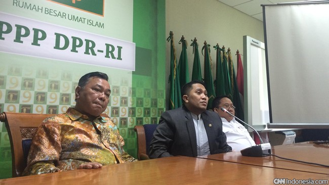 Juru Bicara Fraksi PPP Arsul Sani mengatakan, PPP meminta Ivan Haz mentaati proses hukum di MKD dan di Polda Metro Jaya.