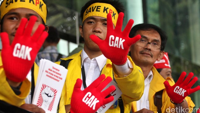 MUI ingin turut mengawal revisi UU KUHP. Menurut Majelis Ulama Indonesia, hal yang penting dibahas terutama penerapan pasal-pasal korupsi.