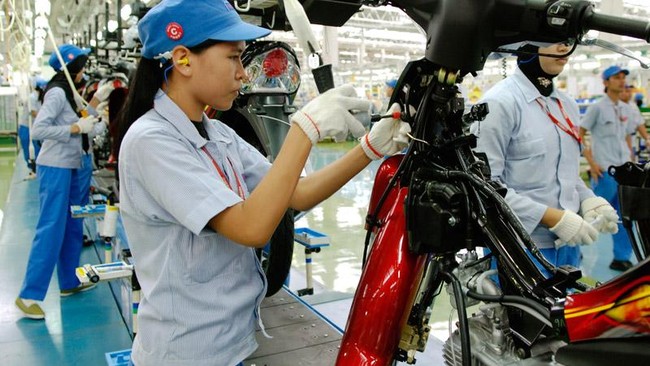 Fenomena tersebut ditemukan di sejumlah dealer Yamaha yang videonya beredar di media sosial dan viral.