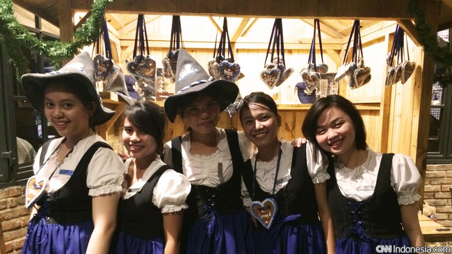 Kemeriahan Festival Bir Oktoberfest di Jakarta