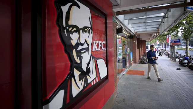 Untuk meningkatkan margin usaha ke level 5 persen, PT Fast Food Indonesia akan menjalankan sejumlah langkah efisiensi seperti optimasi penggunaan pegawai.