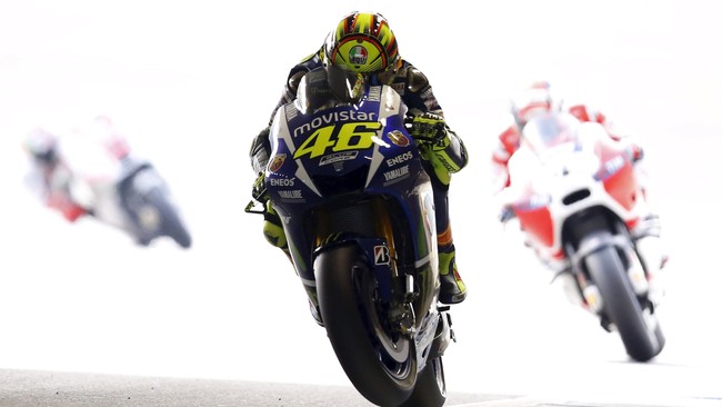Valentino Rossi menyesali posisi start miliknya yang terlalu jauh dari barisan terdepan sehingga membuatnya sulit memenangi MotoGP Australia.