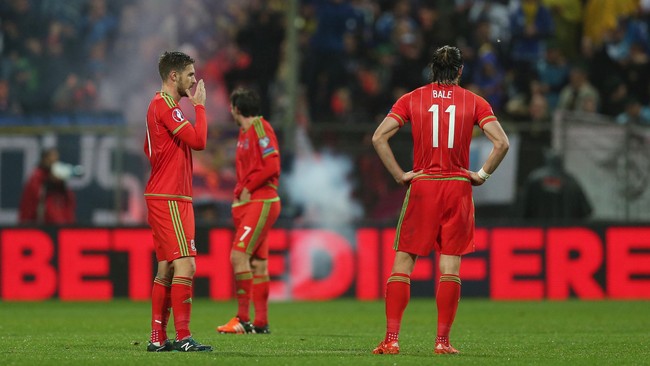 Wales melanjutkan tren negatif menjelang kick off Piala Eropa 2016 dengan menelan kekalahan telak 0-3 dari Swedia di Friends Arena, Minggu (5/6).