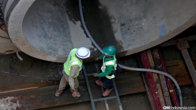 Pemerintah menargetkan proyek Sodetan Sungai Ciliwung-Kanal Banjir Timur (KBT) selesai pada kuartal III 2022 sebagai upaya pengendalian banjir di DKI Jakarta.