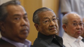 Mahathir, Pimpinan UMNO Minta Skandal 1MDB Diselesaikan