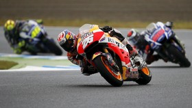 Duo Honda Masih Antusias Ganggu Duel Rossi-Lorenzo