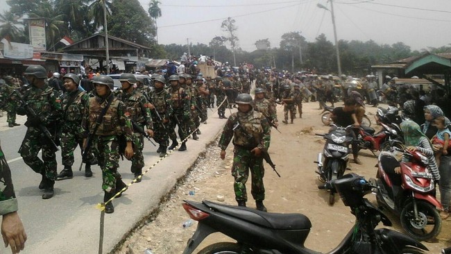 Penyekatan itu ditempatkan di tiga titik, yakni perbatasan dengan Tapanuli Tengah, Pakpak Barat dan Dairi.