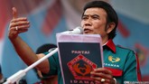 Gaya Politik si Raja Dangdut Partai Idaman mendeklarasikan diri sebagai partai. Dengan bermodalkan popularitas si Raja Dangdut, mampukah mereka bertahan di kancah politik Indonesia?