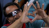 Gaya Politik si Raja Dangdut Partai Idaman mendeklarasikan diri sebagai partai. Dengan bermodalkan popularitas si Raja Dangdut, mampukah mereka bertahan di kancah politik Indonesia?