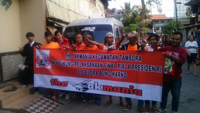 Febrianto mengatakan ucapan dirinya di Twitter hanyalah bentuk kritik dan masukan bagi pelaksana acara final Piala Presiden 2015.