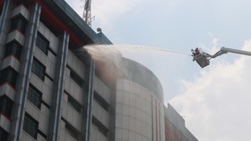 Beli Pemadam Raksasa, Djarot 'Todong' Pemilik Gedung Tinggi