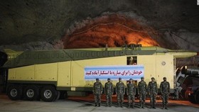 Iran Pamerkan Pangkalan Rudal Bawah Tanah