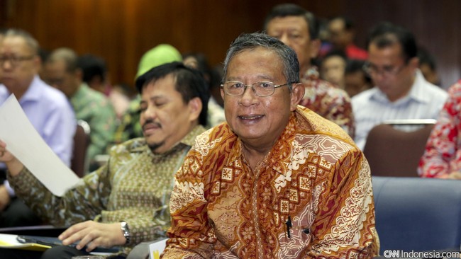 Menko Perekonomian Darmin Nasution mengatakan pelemahan rupiah sekarang ini terimbas kebijakan pelemahan yuan yang dilakukan China karena perang dagang.