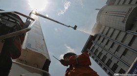Saat Petugas Selamatkan Pencakar Langit Pertama di Jakarta