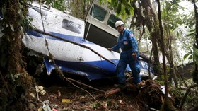 Pesawat Jatuh di Rumah Penduduk di Kolombia, 7 Orang Tewas