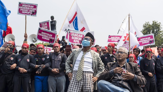 Ketua Departemen Dewan Pimpinan Pusat Partai Demokrat Jemmy Setiawan menyatakan partainya tidak ingin memnaipulasi hukum di lembaga lesgilslatif.