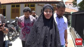 Pulang Haji, Bekas Bupati Kendal Ditahan Jaksa