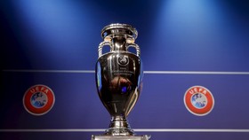 Nama Henry Delaunay Abadi Lewat Piala Eropa