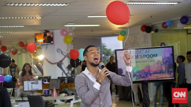 Demi menjaga eksistensi, sang solois bersuara khas menegaskan, konsep "kompetisi" harus dibuang jauh-jauh.