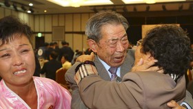 Reuni Korea dan Tangisan Haru Ibu-Anak usai Terpisah 68 Tahun