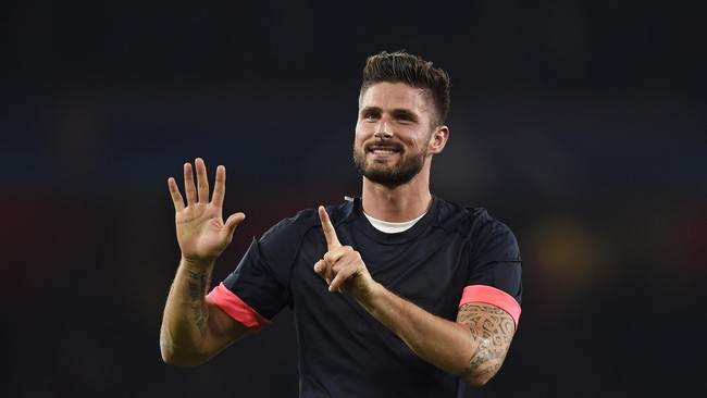 Arsenal telah mencapai 50 persen targetnya setelah unggul 1-0 di babak pertama berkat gol Olivier Giroud dan tidak kebobolan.