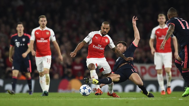 Dua gol kemenangan Arsenal atas Bayern Munich dalam laga Liga Champions dicetak penyerang penganti Olivier Giroud (77'), dan gelandang serang Mesut Oezil (94').