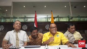 Nurdin Halid Bisa Jadi Ketua Harian, Ical Ketua Dewan Pembina