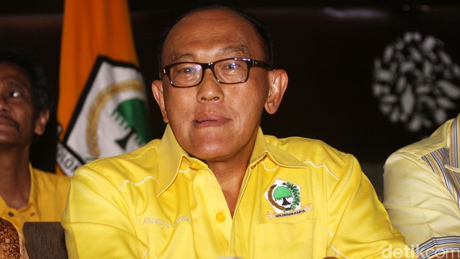 Muladi menyatakan putusan MA menimbulkan multitafsir karena menyatakan SK Menkumham terkait kepengurusan salah satu kubu batal. 
