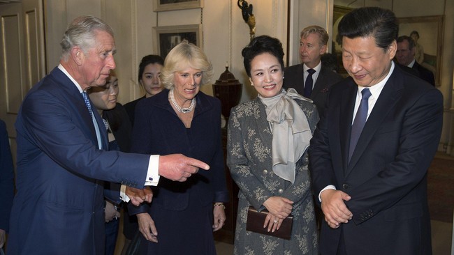 Presiden China Xi Jinping melakukan pertemuan dengan anggota keluarga kerajaan Inggris dalam kunjungannya ke negara itu, Rabu (21/10).